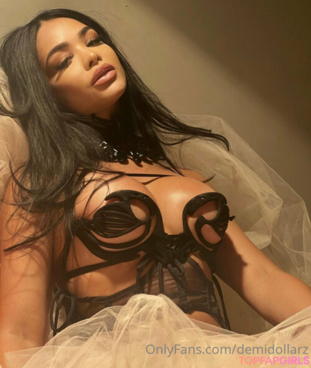Naakte gelekte OnlyFans-foto van Demi Dollars #331