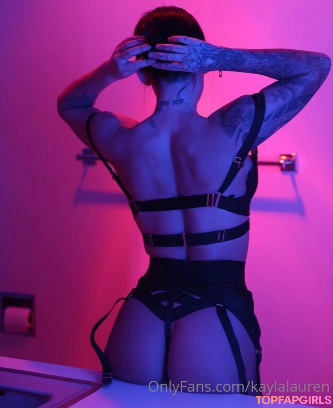 Naakte gelekte OnlyFans-foto van Kayla Lauren #274