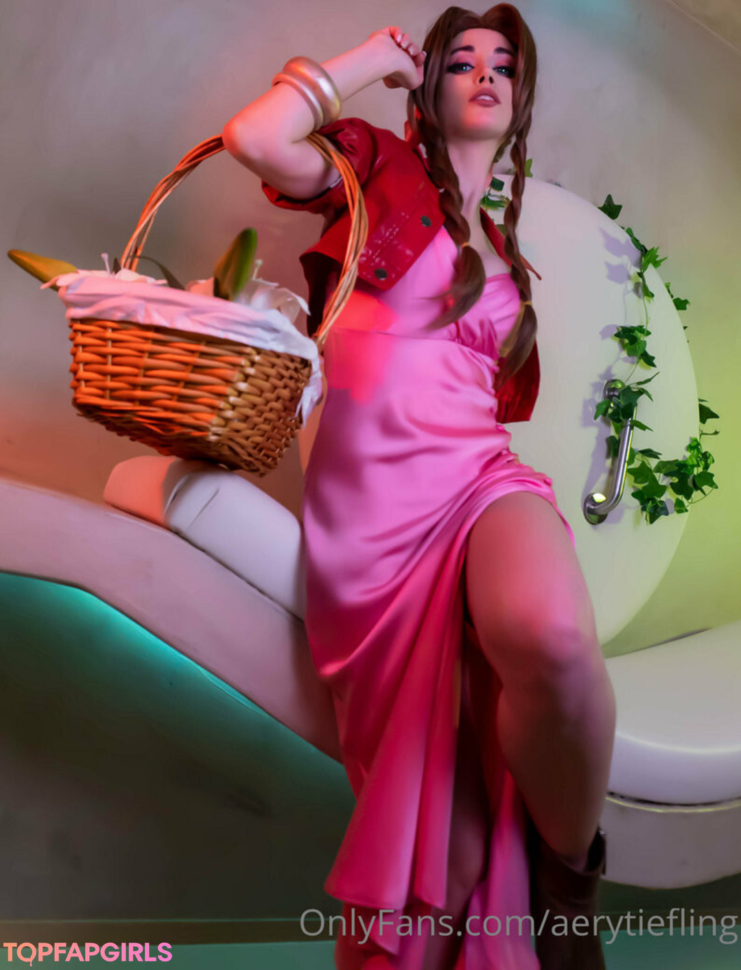 Naakte gelekte OnlyFans-foto van Aery Tiefling #817