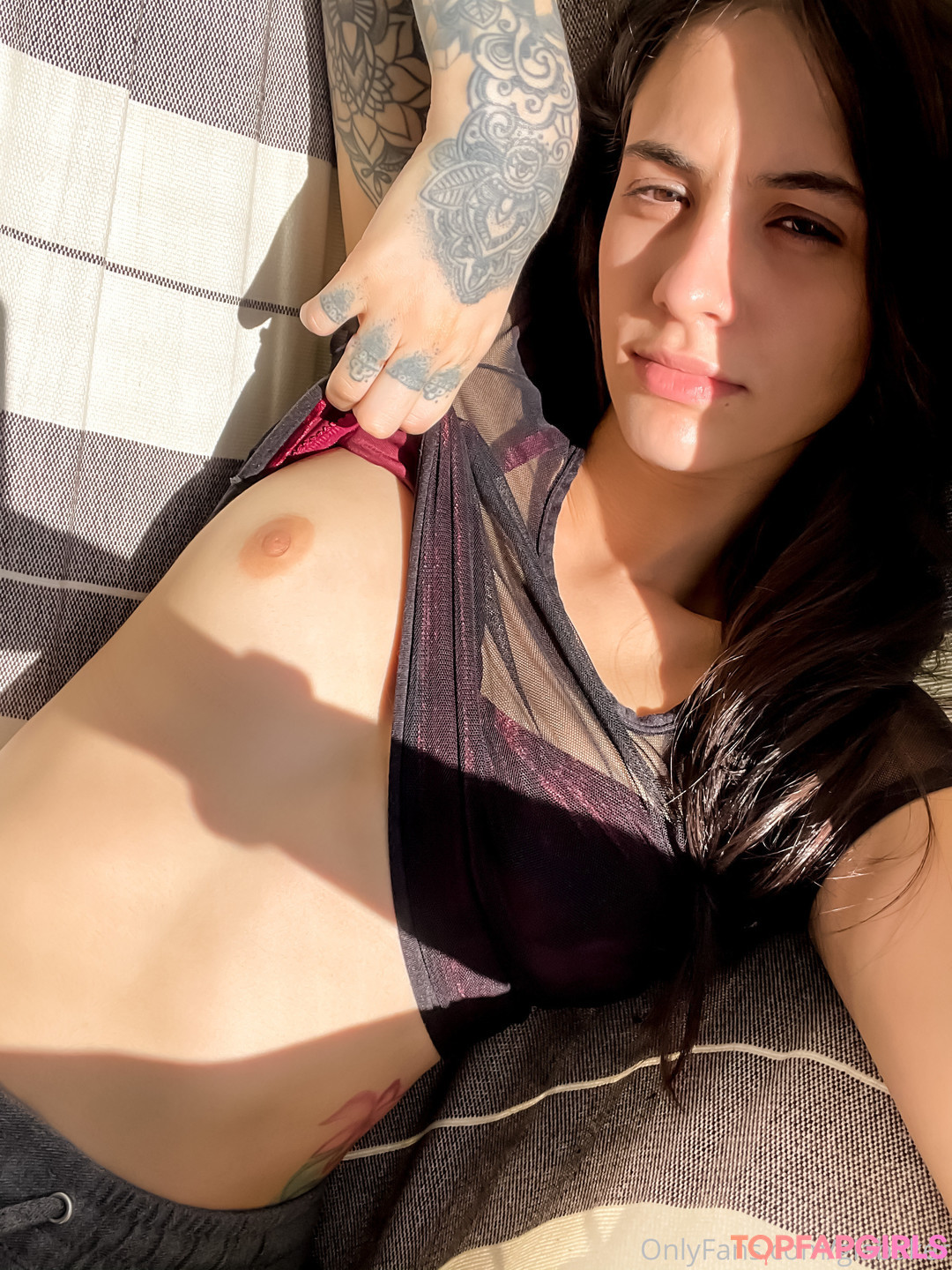 Naakte gelekte OnlyFans-foto van Gia Baker #233