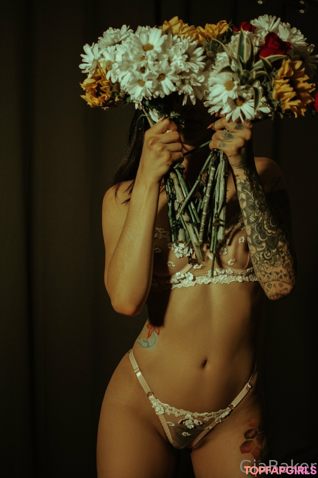 Naakte gelekte OnlyFans-foto van Gia Baker #43