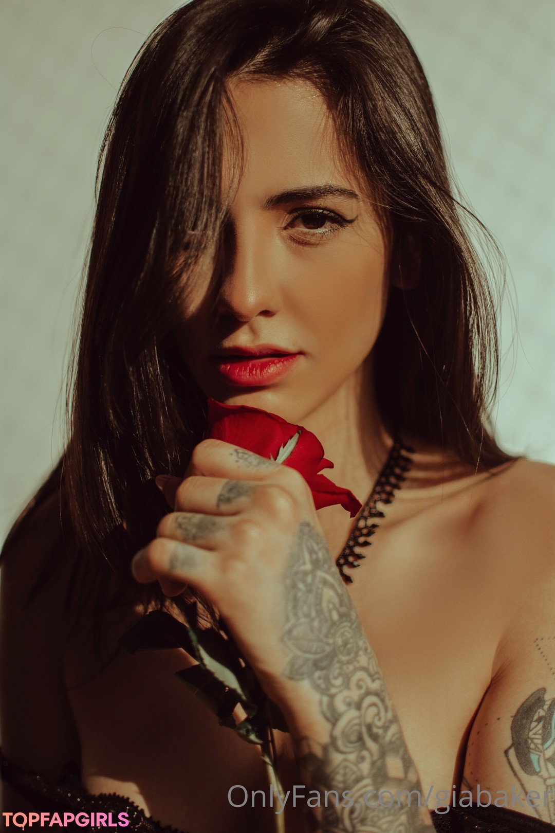 Naakte gelekte OnlyFans-foto van Gia Baker #56