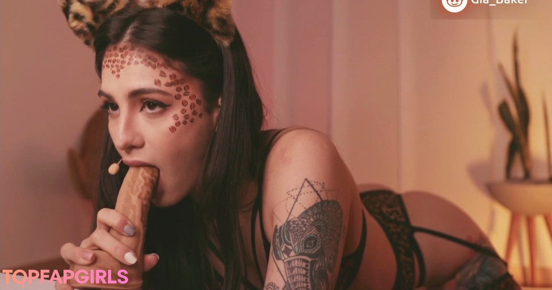 Naakte gelekte OnlyFans-foto van Gia Baker #712