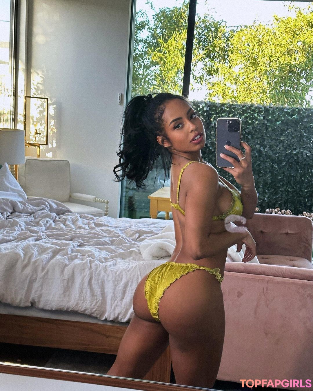 Naakte gelekte OnlyFans-foto van Qimmah Russo #669