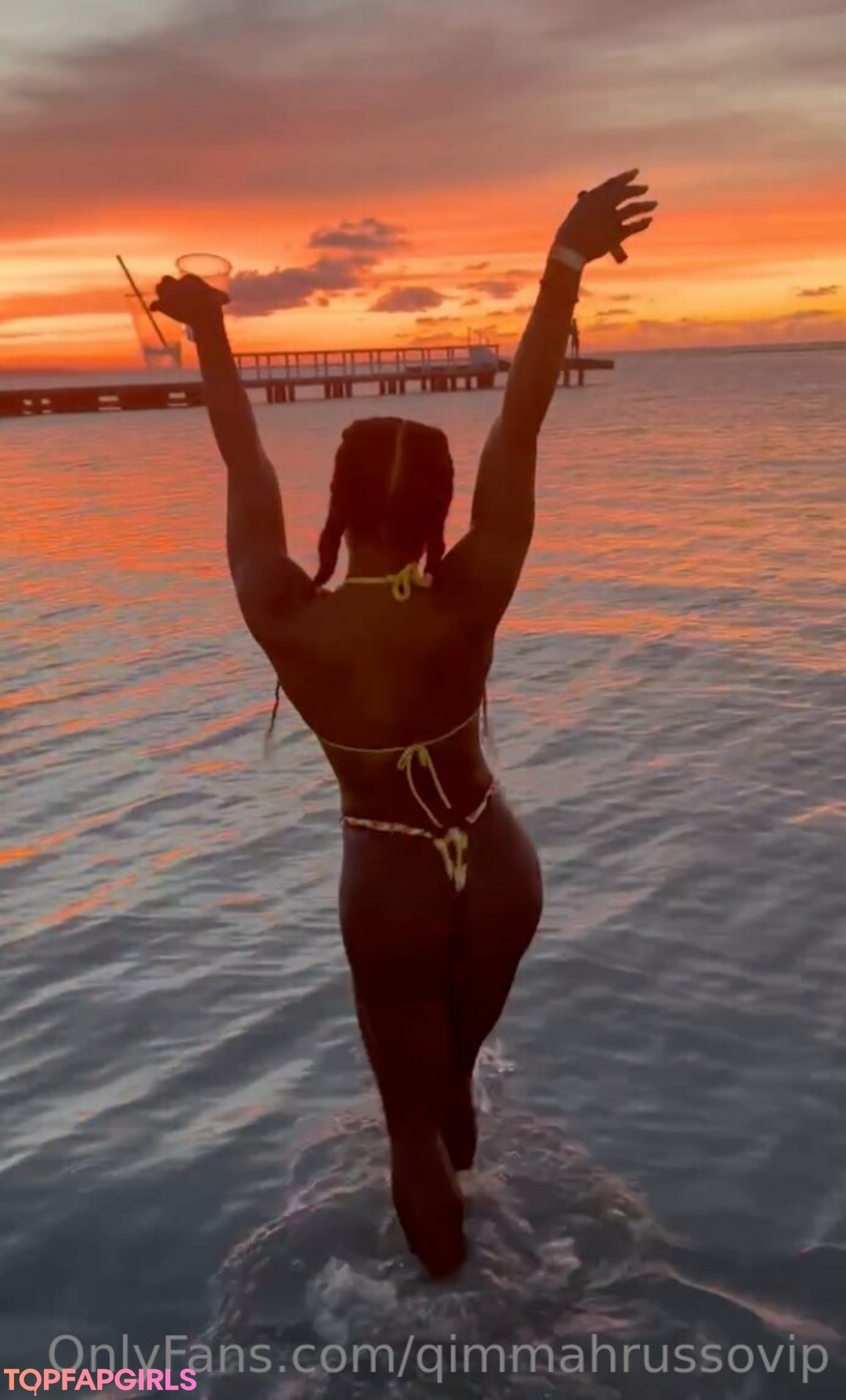 Naakte gelekte OnlyFans-foto van Qimmah Russo #780