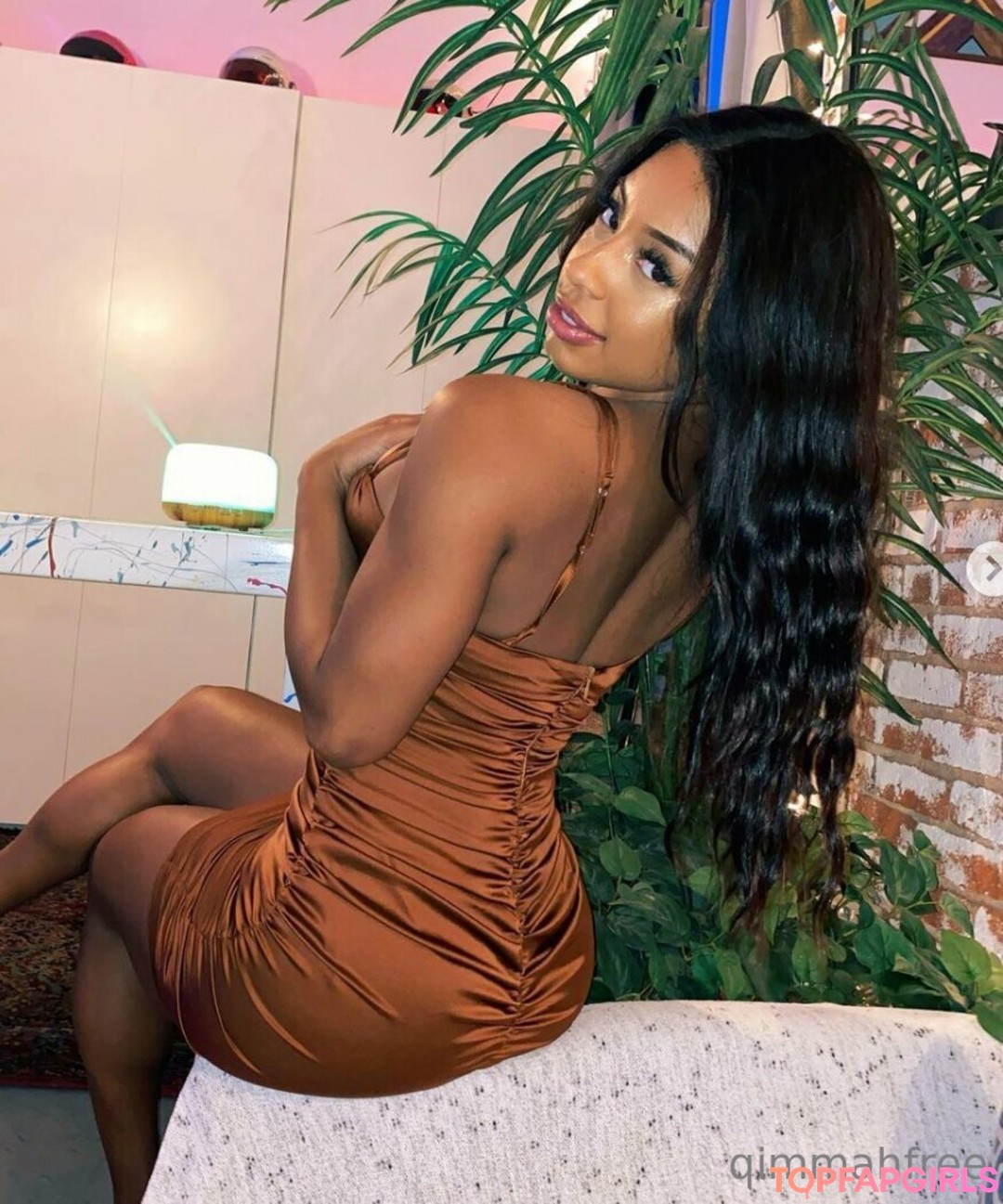 Naakte gelekte OnlyFans-foto van Qimmah Russo #945