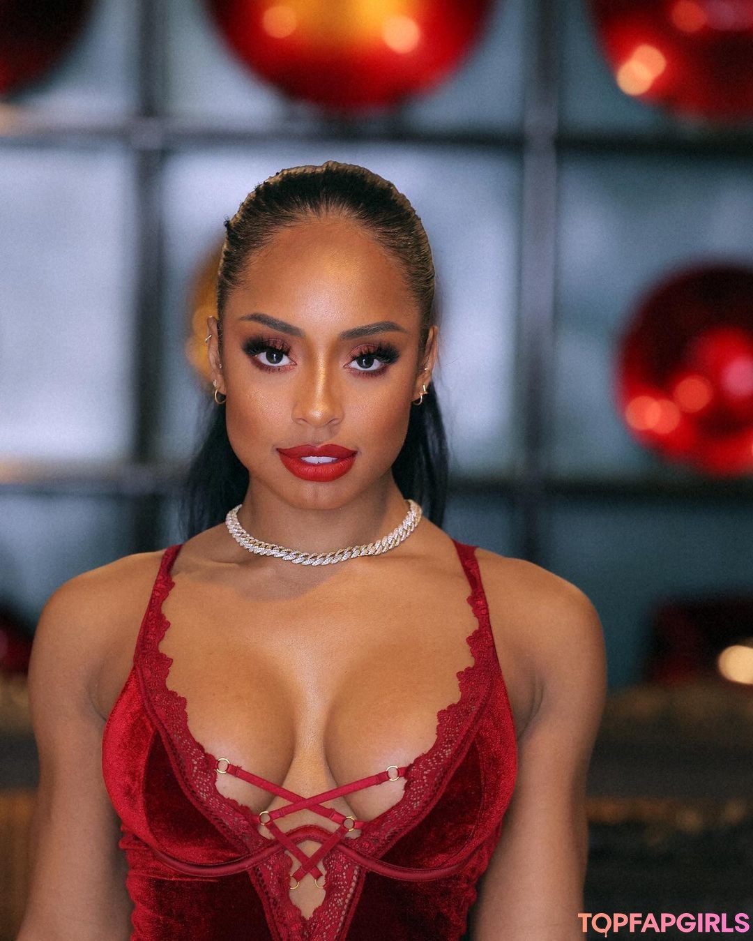 Naakte gelekte OnlyFans-foto van Qimmah Russo #1333