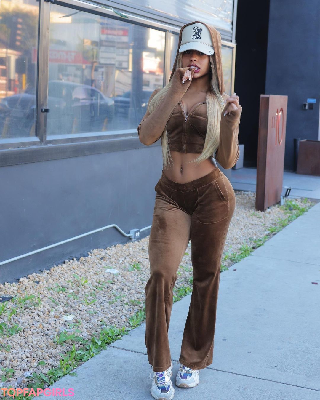 Naakte gelekte OnlyFans-foto van Qimmah Russo #1369