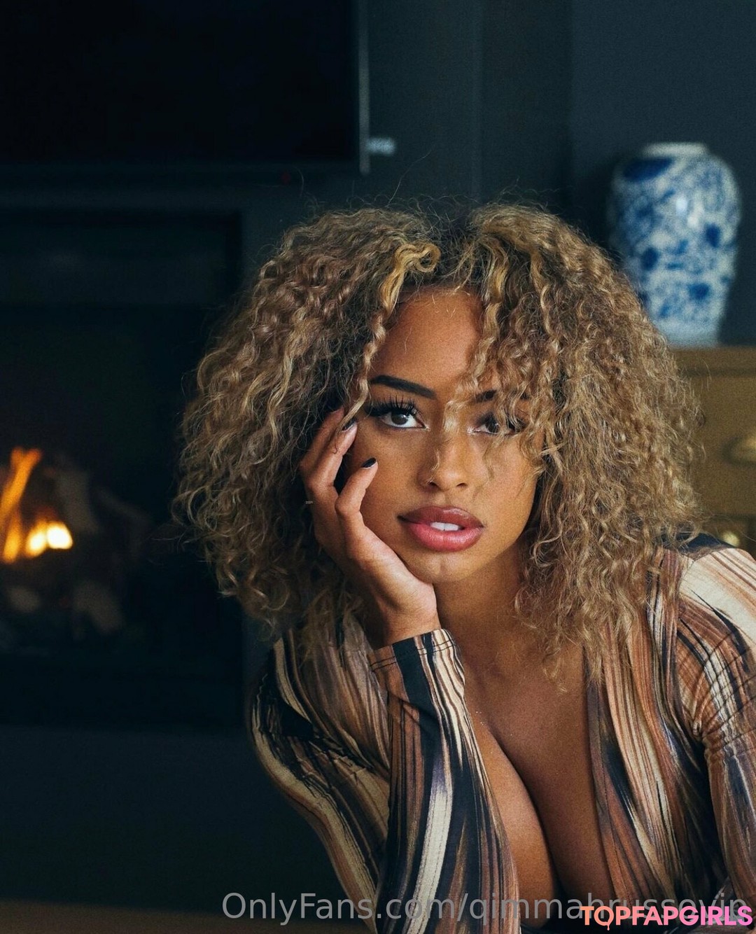 Naakte gelekte OnlyFans-foto van Qimmah Russo #274