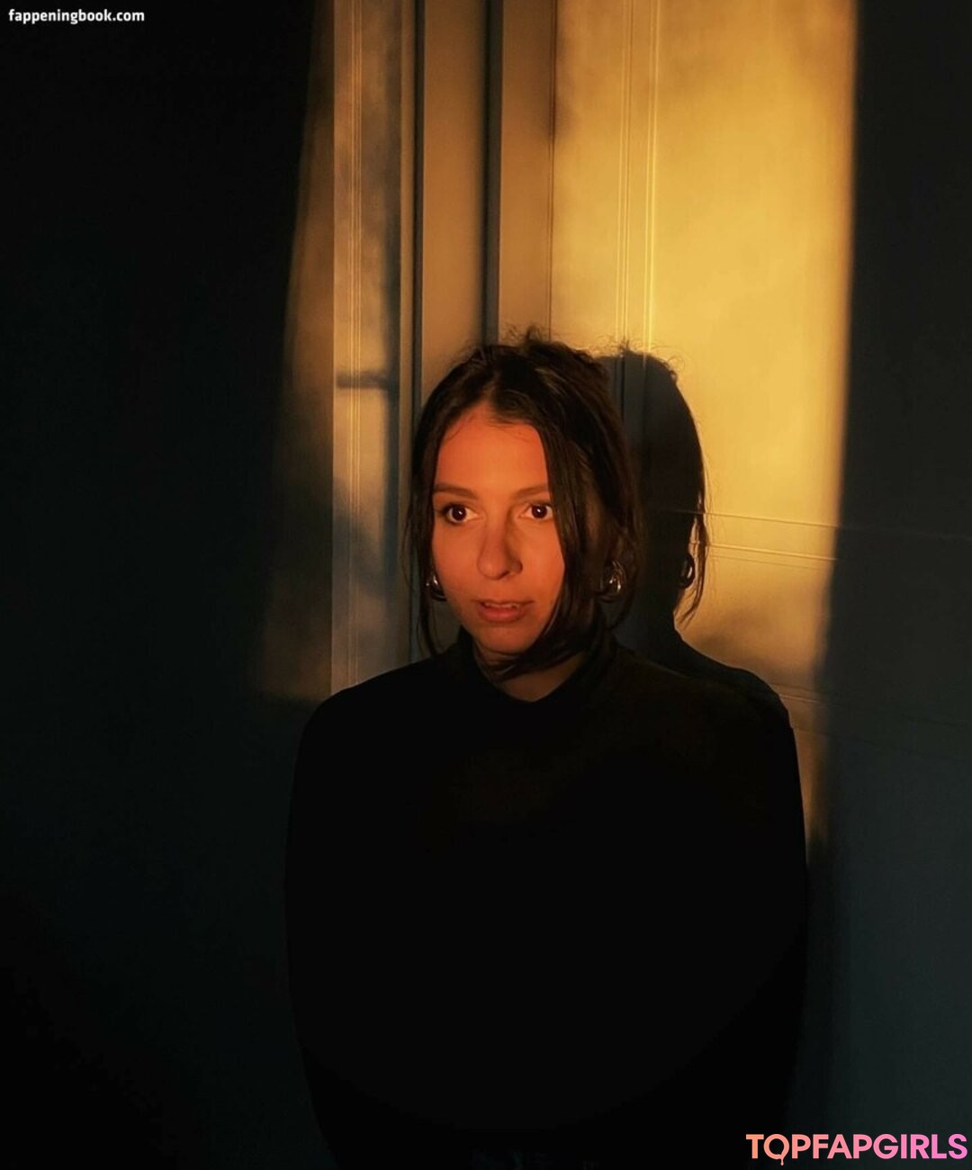 Naakte gelekte OnlyFans-foto van Giulia Daqna #132