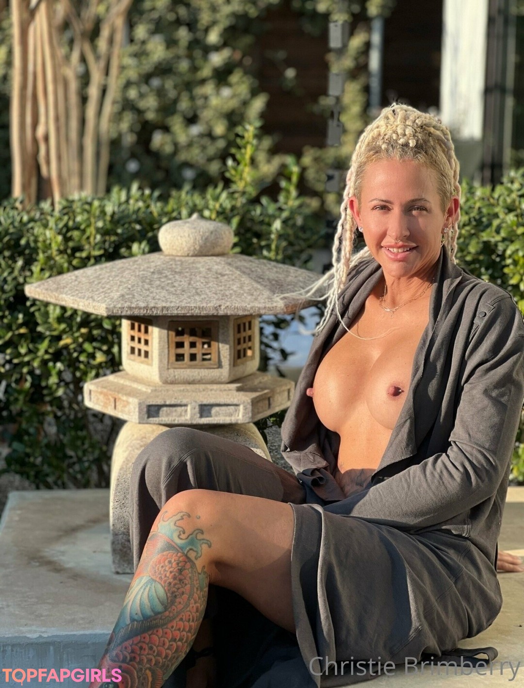 Naakte gelekte OnlyFans-foto van Christie Brimberry #975