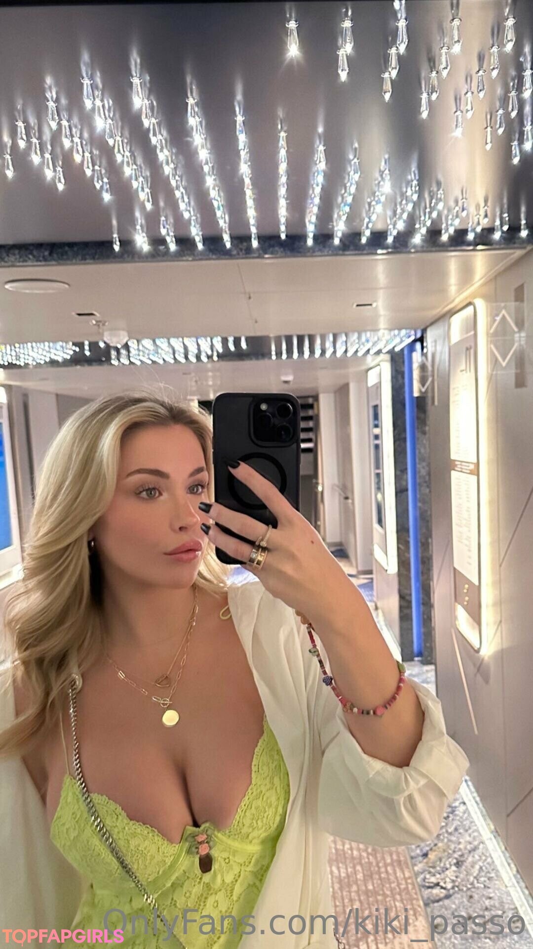 Naakte gelekte OnlyFans-foto van Kiki Passo #249