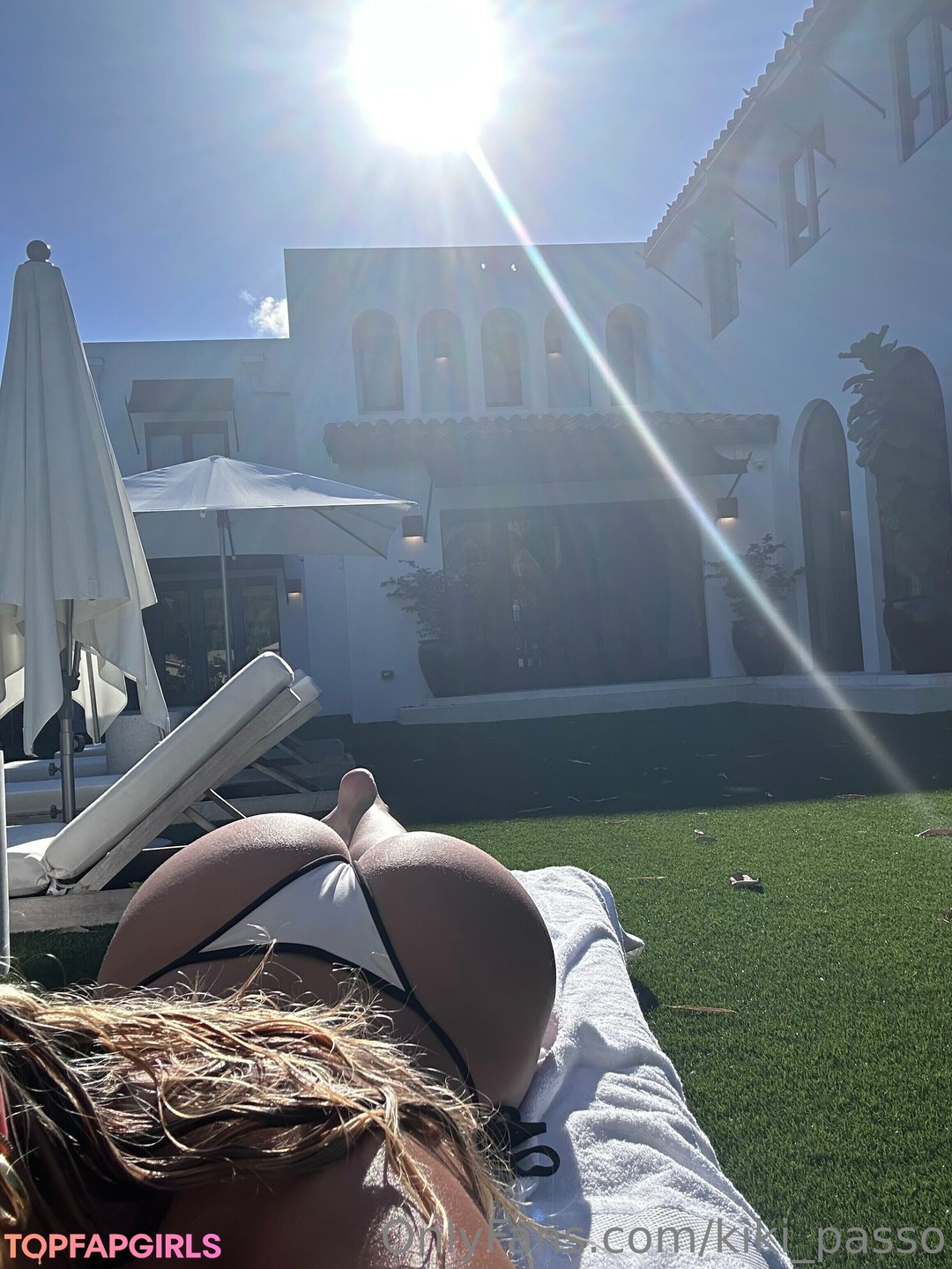 Naakte gelekte OnlyFans-foto van Kiki Passo #330