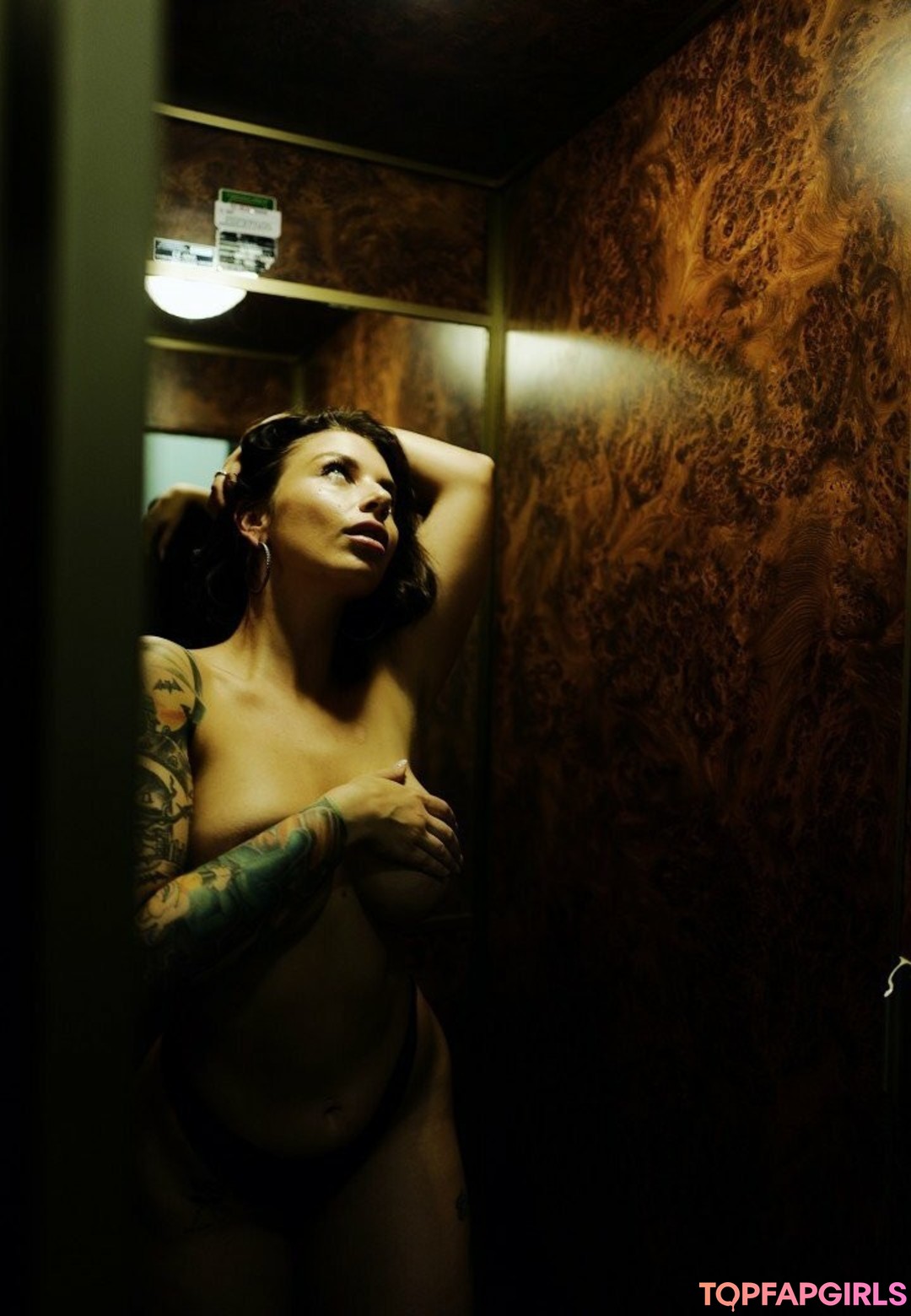 Naakte gelekte OnlyFans-foto van Ivy Lebelle #420