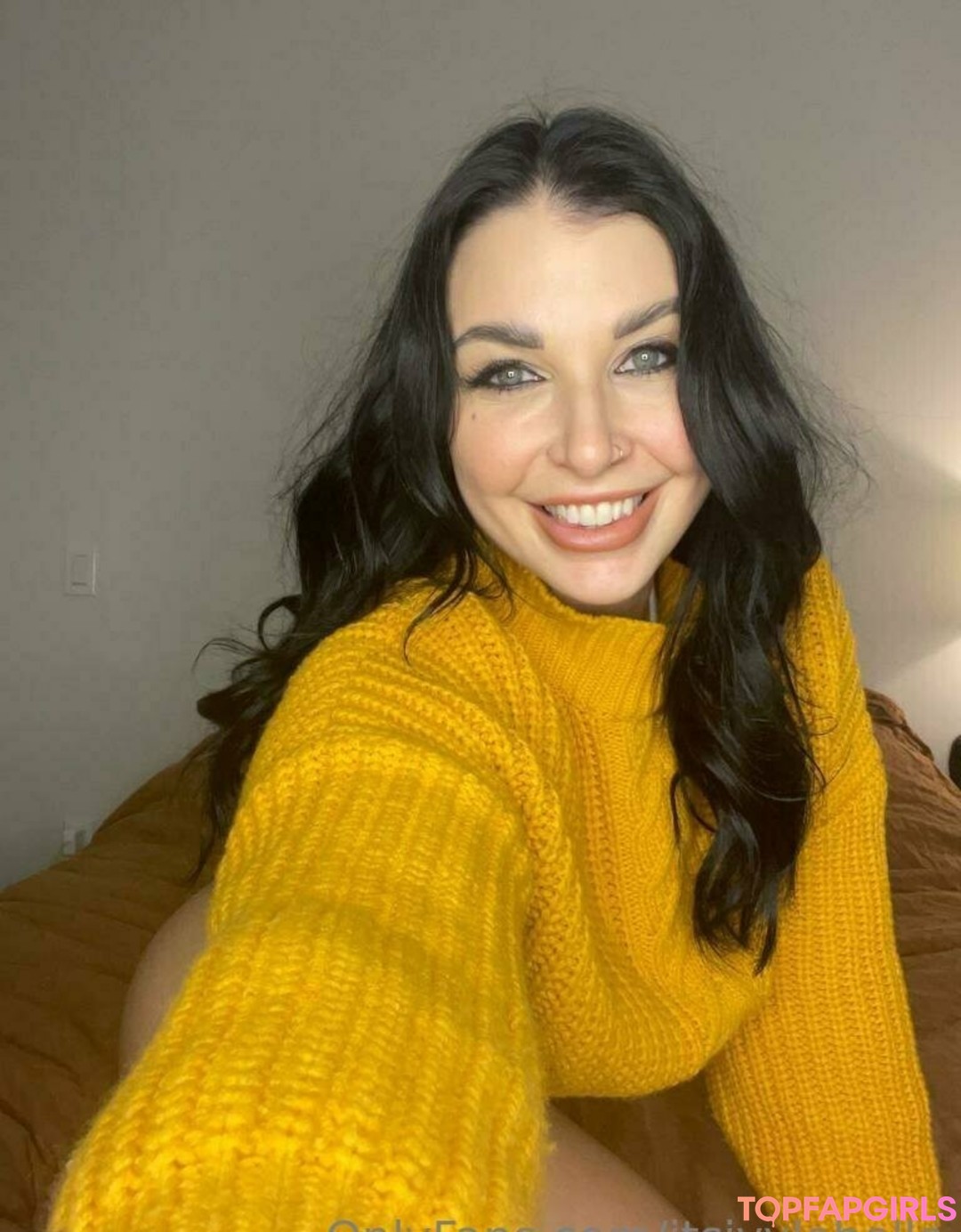 Naakte gelekte OnlyFans-foto van Ivy Lebelle #580