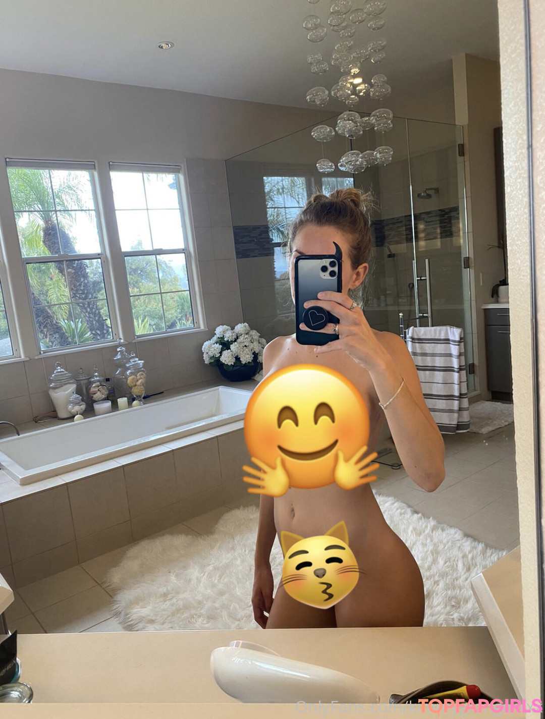 Naakte gelekte OnlyFans-foto van Kimmy Granger #962