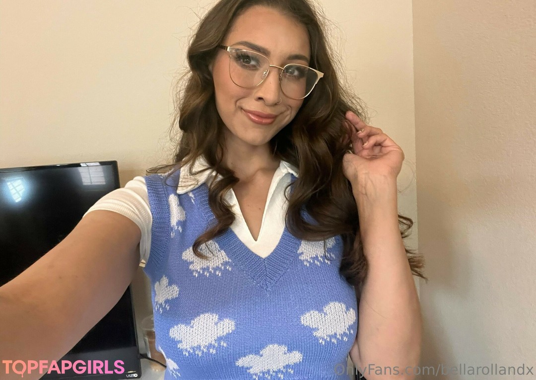 Naakte gelekte OnlyFans-foto van Bella Rolland #607