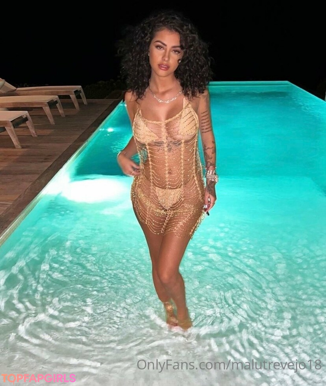 Naakte gelekte OnlyFans-foto van Malu Trevejo #377