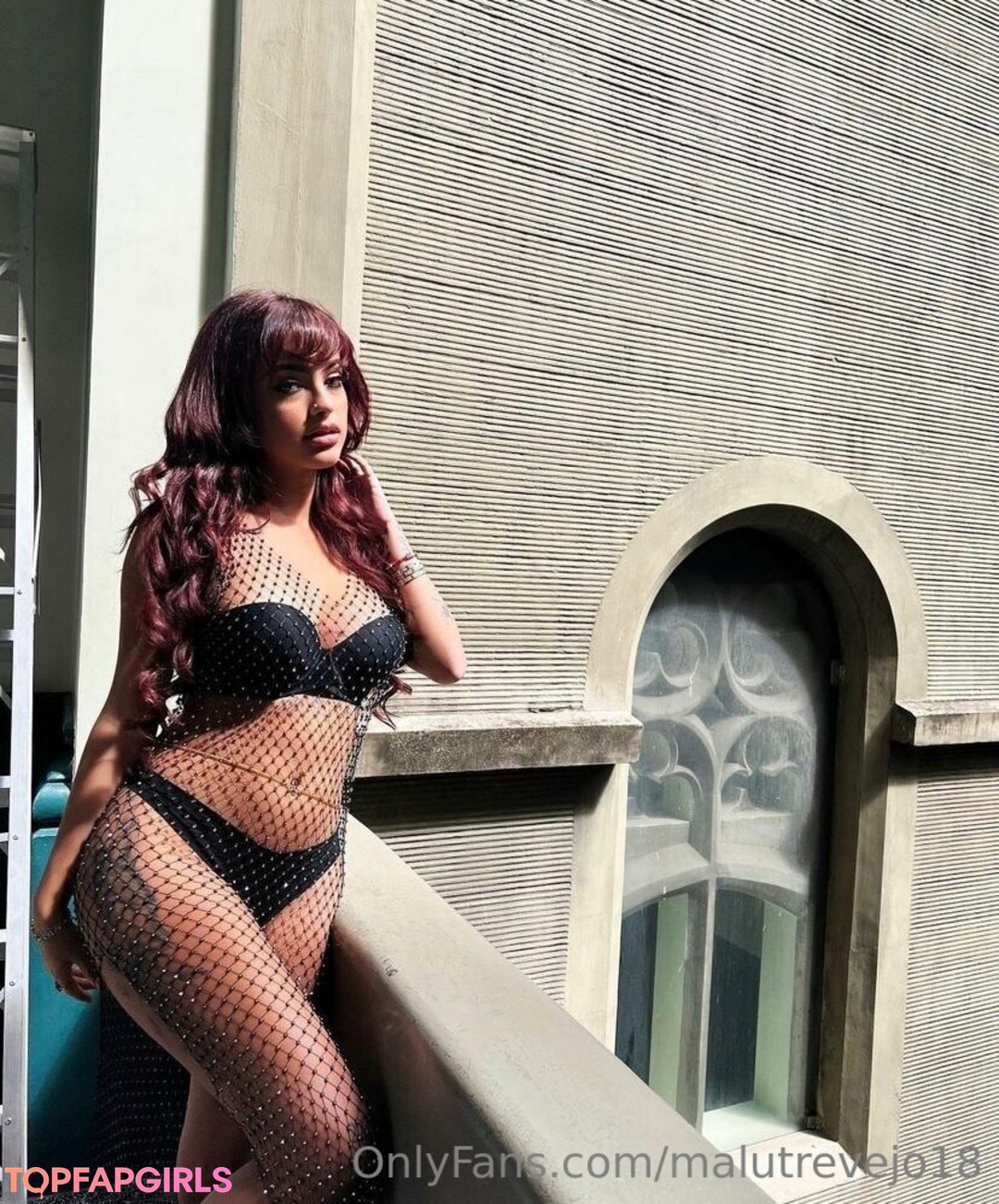 Naakte gelekte OnlyFans-foto van Malu Trevejo #403