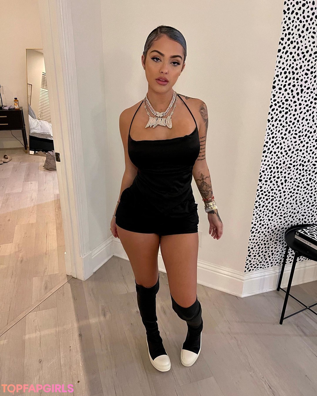 Naakte gelekte OnlyFans-foto van Malu Trevejo #757