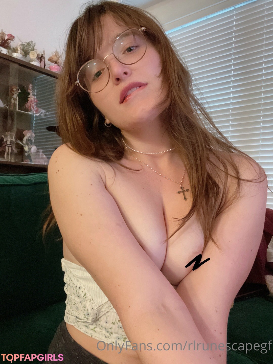 Naakte gelekte OnlyFans-foto van Rlrunescapegf #619