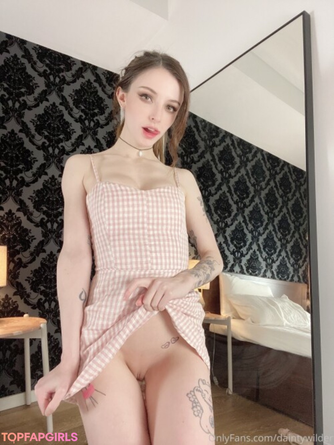 Naakte gelekte OnlyFans-foto van Dainty Wilder #1831