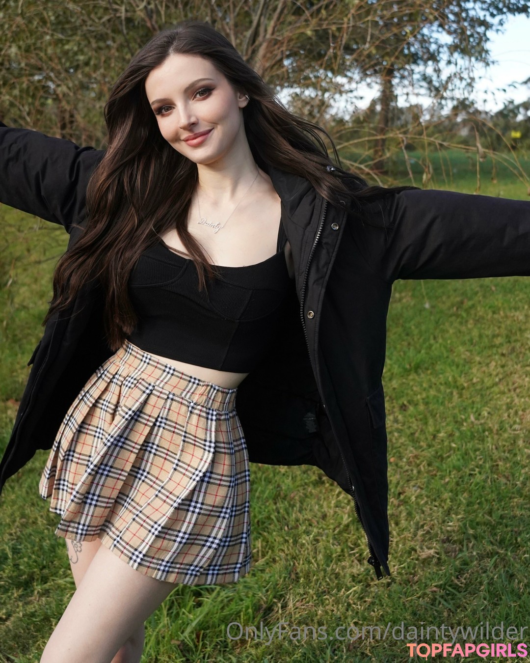 Naakte gelekte OnlyFans-foto van Dainty Wilder #3721