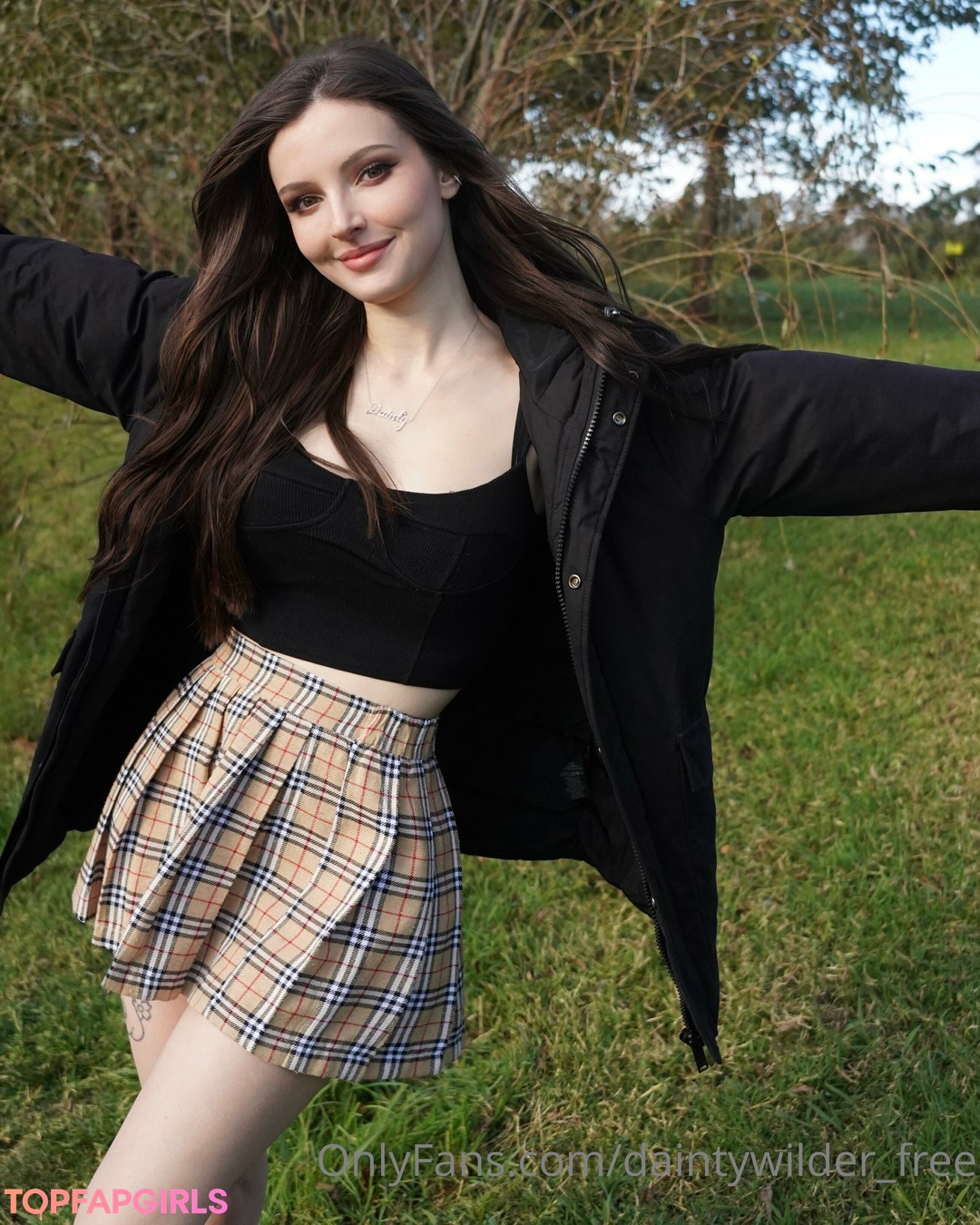 Naakte gelekte OnlyFans-foto van Dainty Wilder #3722