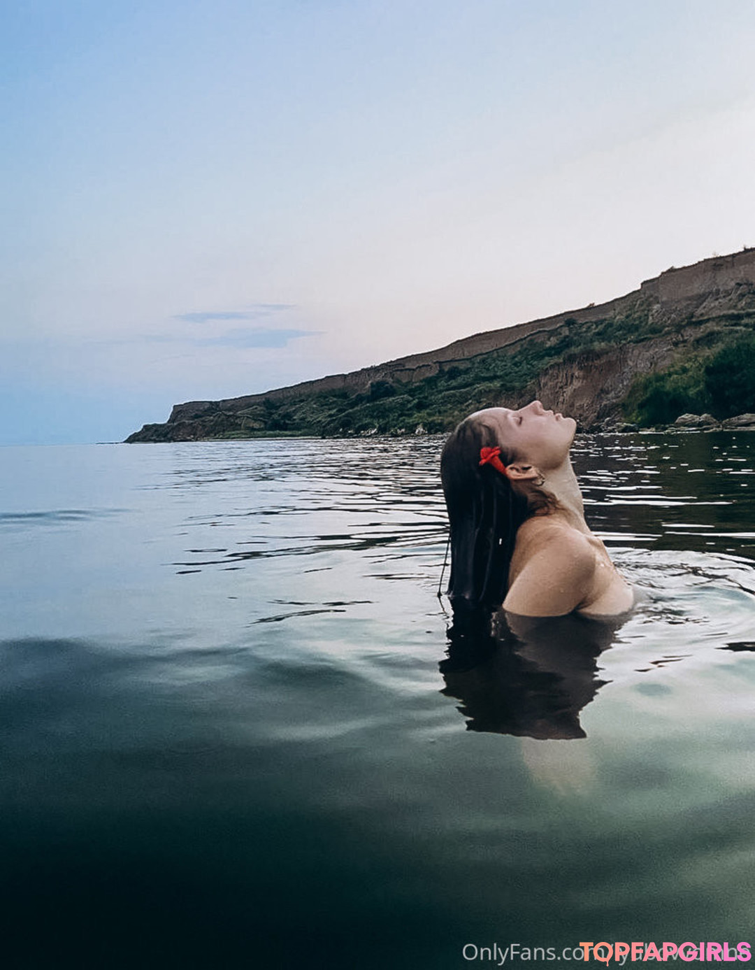 Naakte gelekte OnlyFans-foto van Mila Amour #1100