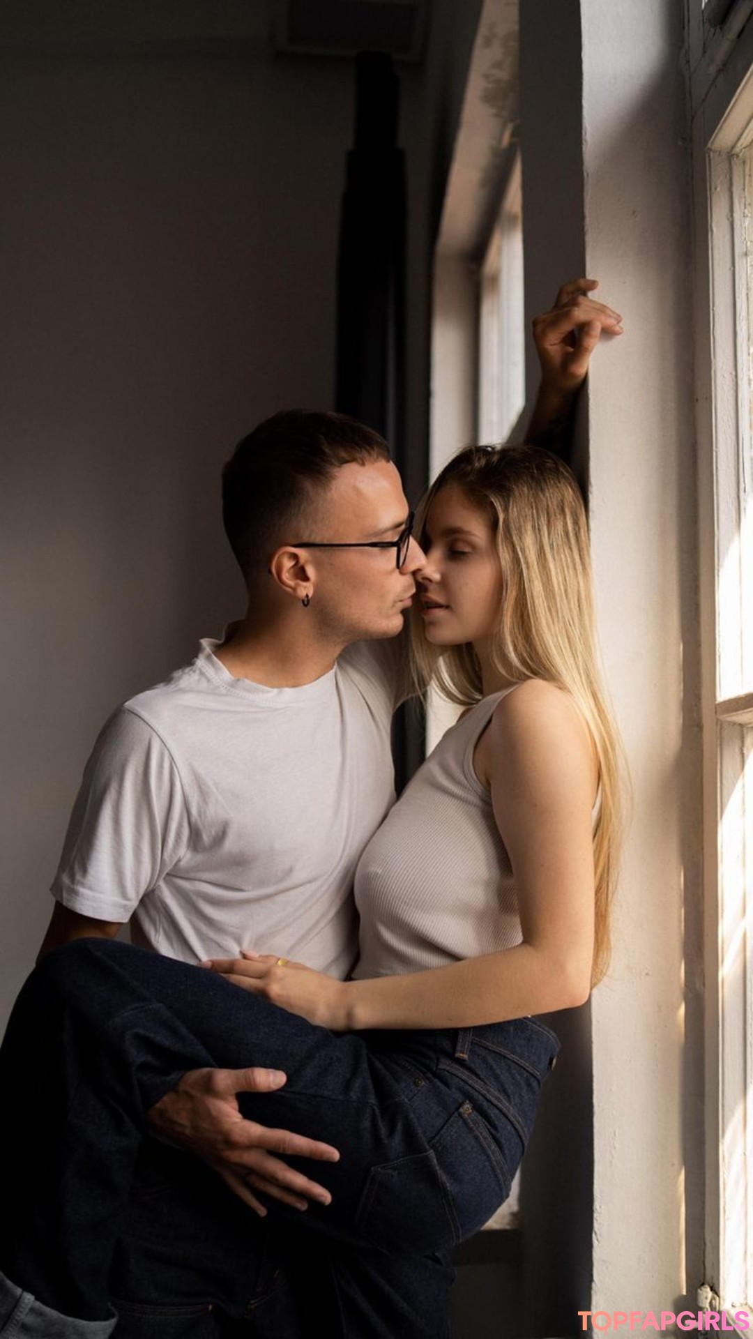 Naakte gelekte OnlyFans-foto van Mila Amour #1058