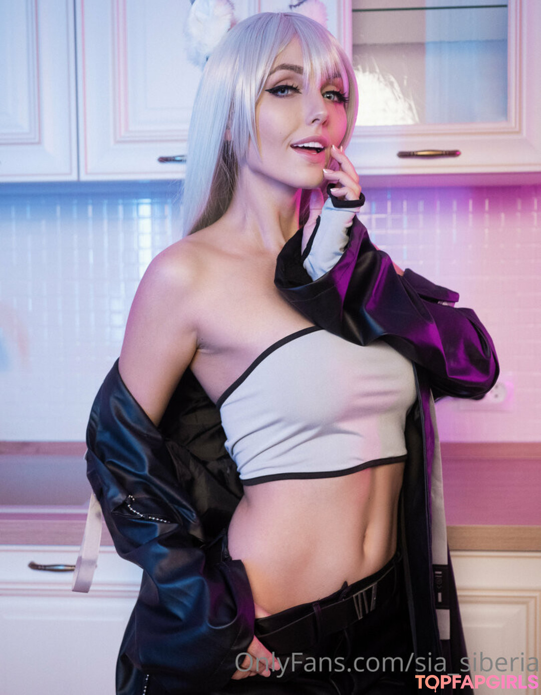 Naakte gelekte OnlyFans-foto van Sia Siberia #3108