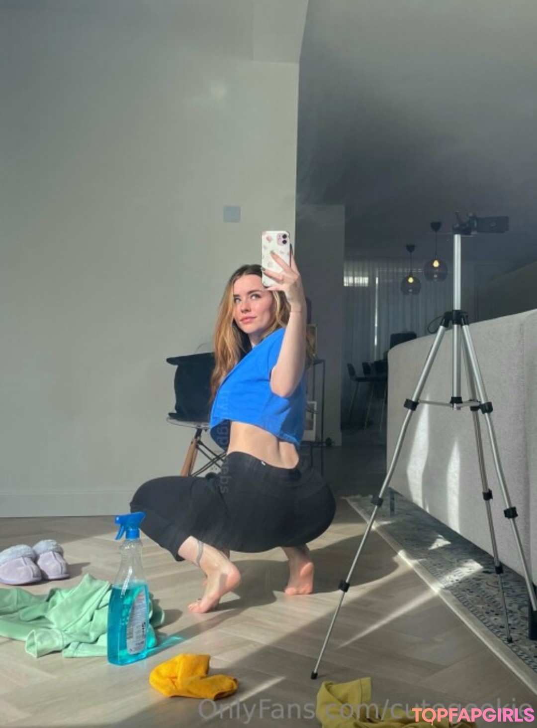 Naakte gelekte OnlyFans-foto van Cutegeekie #9