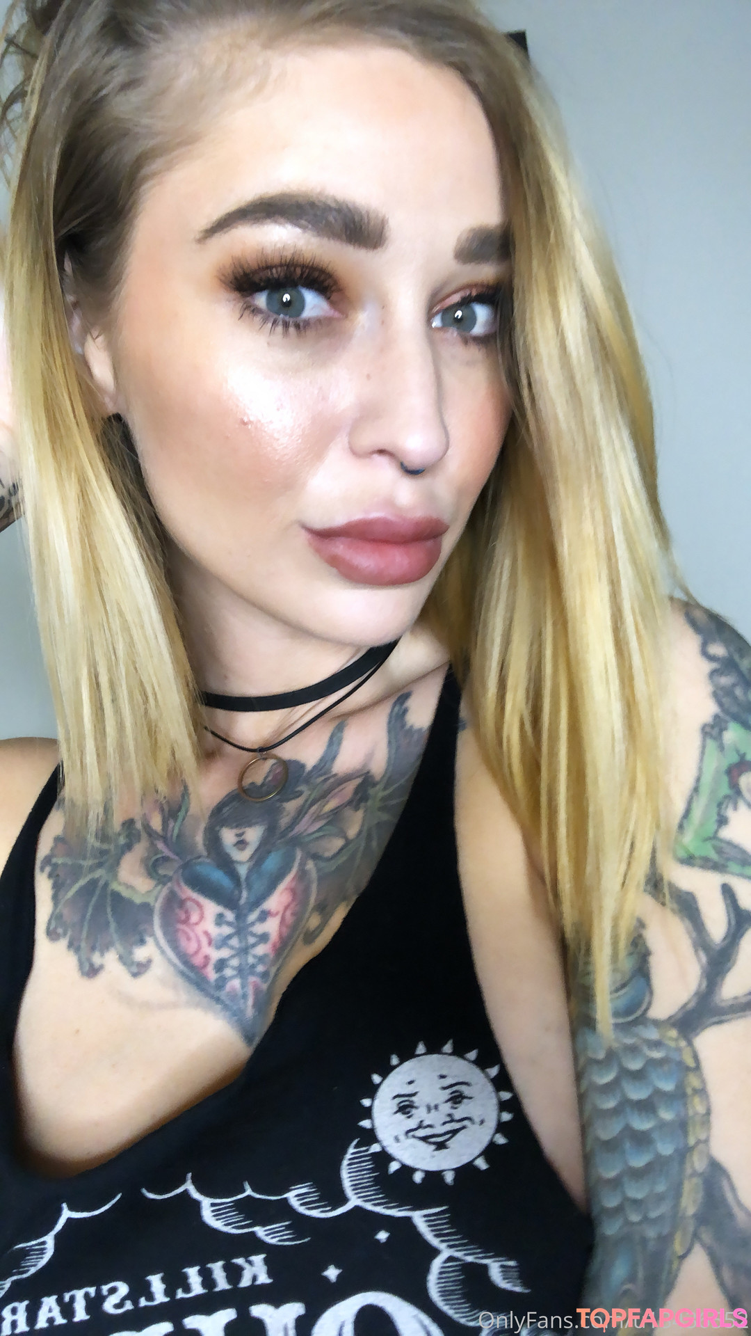 Naakte gelekte OnlyFans-foto van Kleio Valentien #1022
