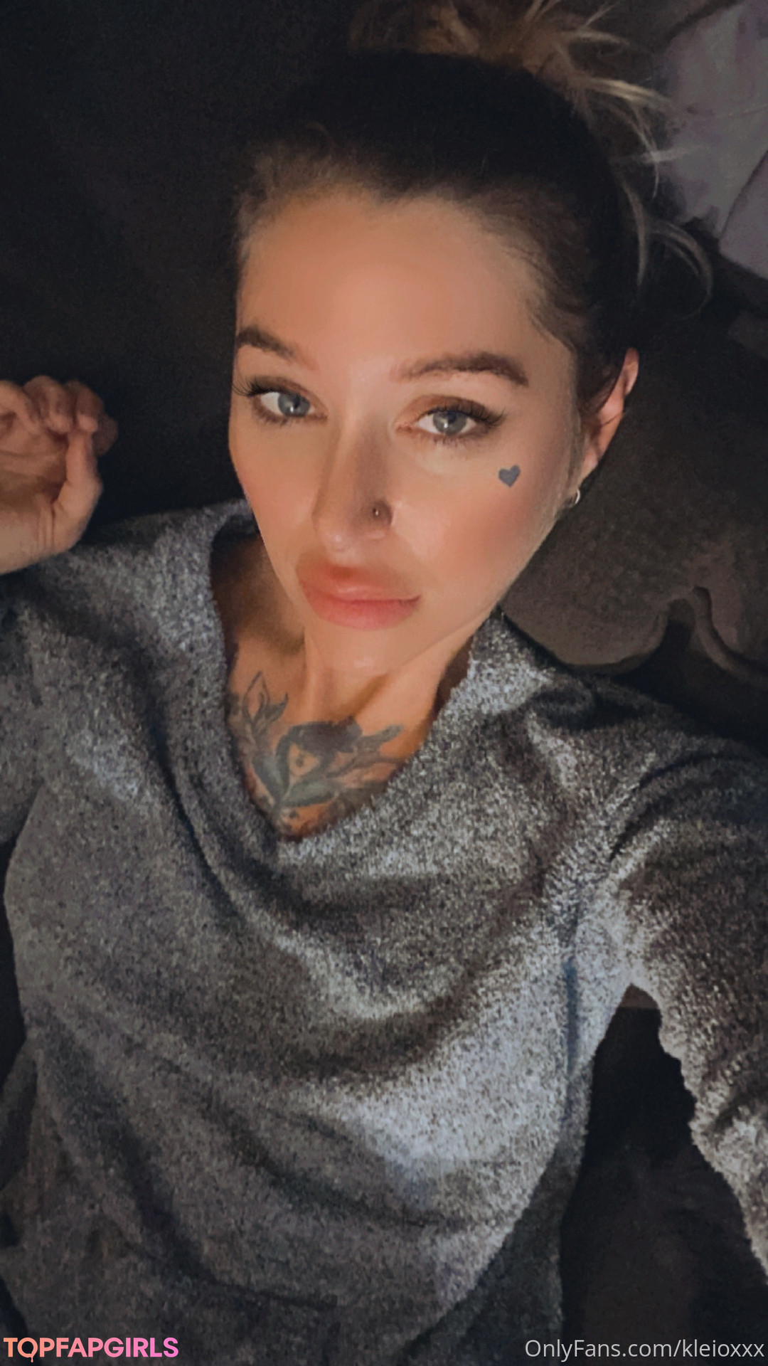 Naakte gelekte OnlyFans-foto van Kleio Valentien #119