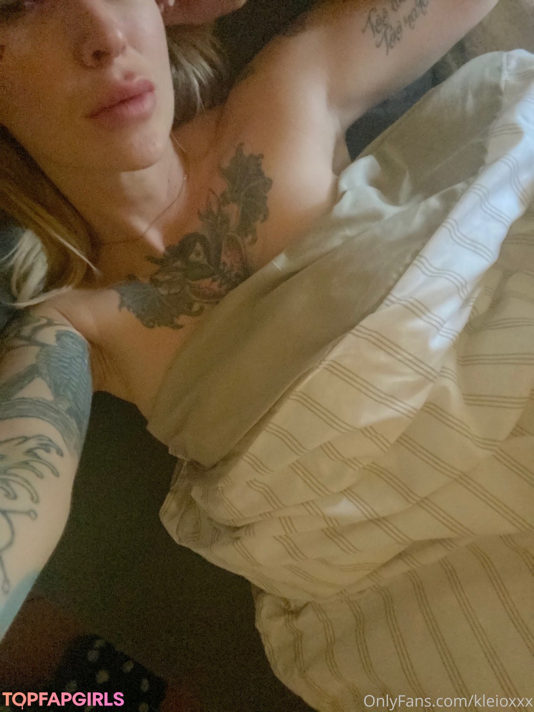 Naakte gelekte OnlyFans-foto van Kleio Valentien #244