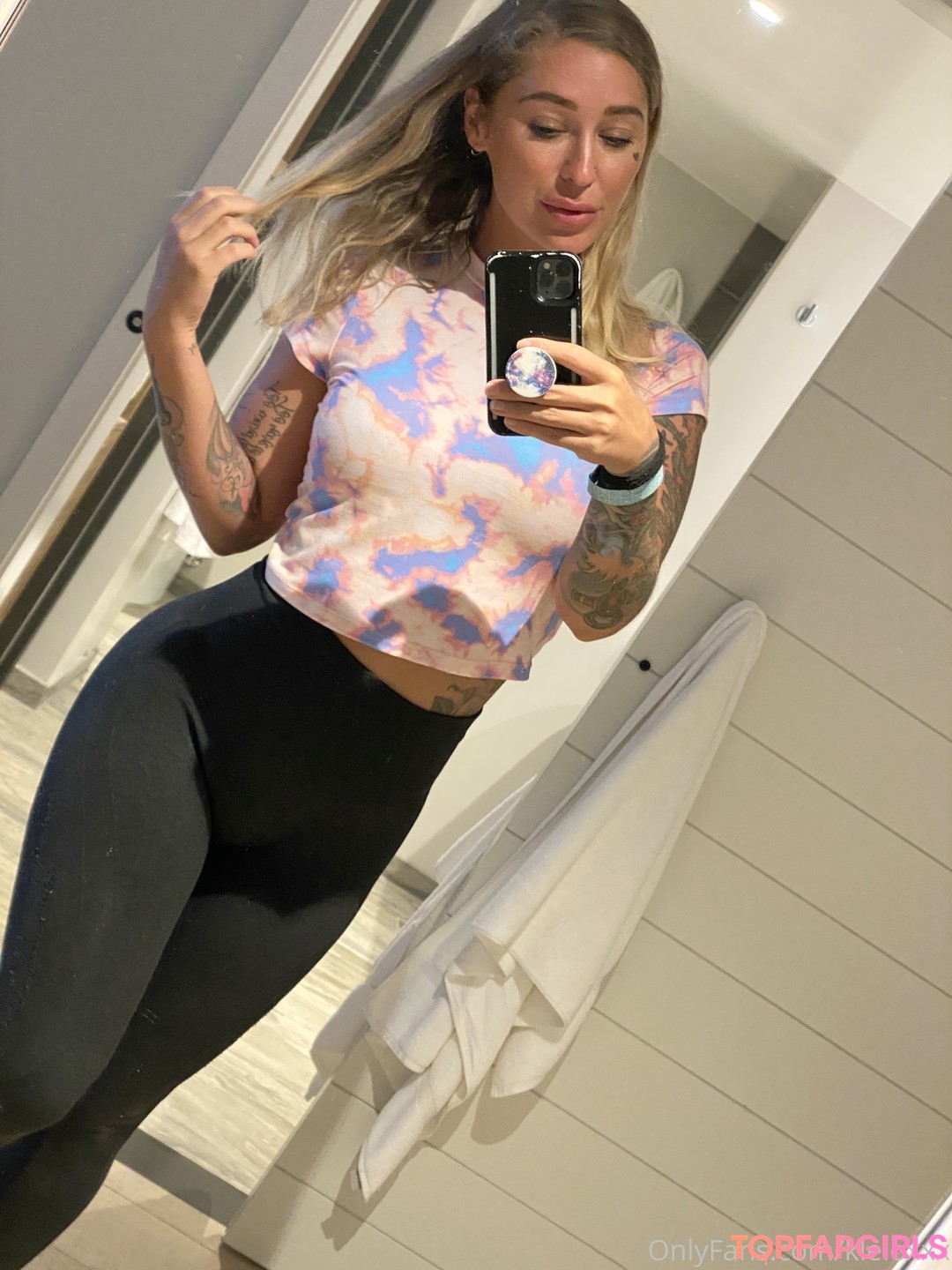 Naakte gelekte OnlyFans-foto van Kleio Valentien #271