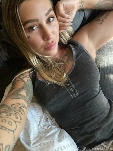 Naakte gelekte OnlyFans-foto van Kleio Valentien
