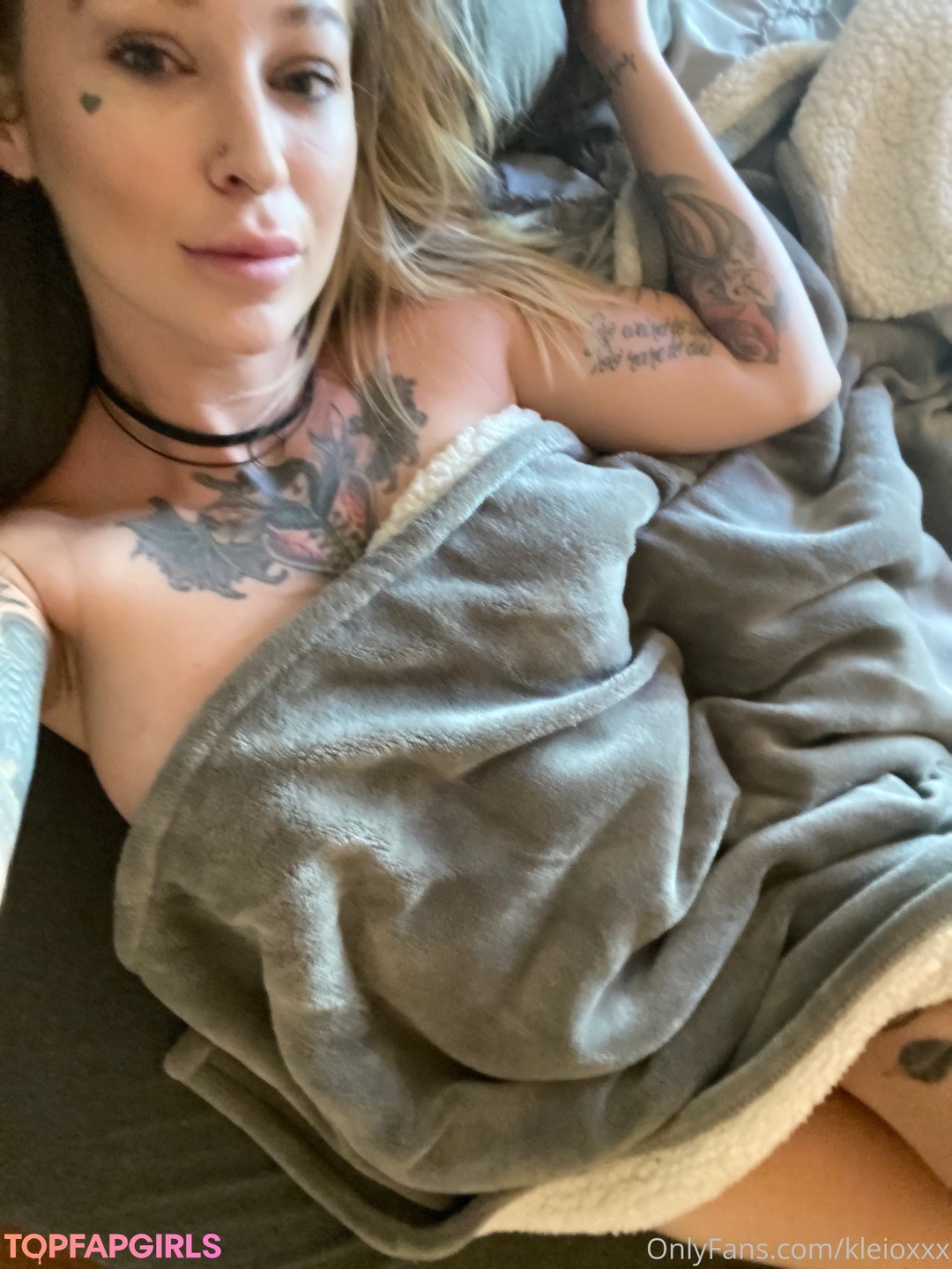 Naakte gelekte OnlyFans-foto van Kleio Valentien #477