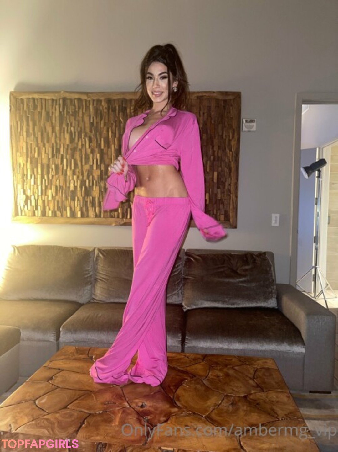 Naakte gelekte OnlyFans-foto van Amber Marie #67