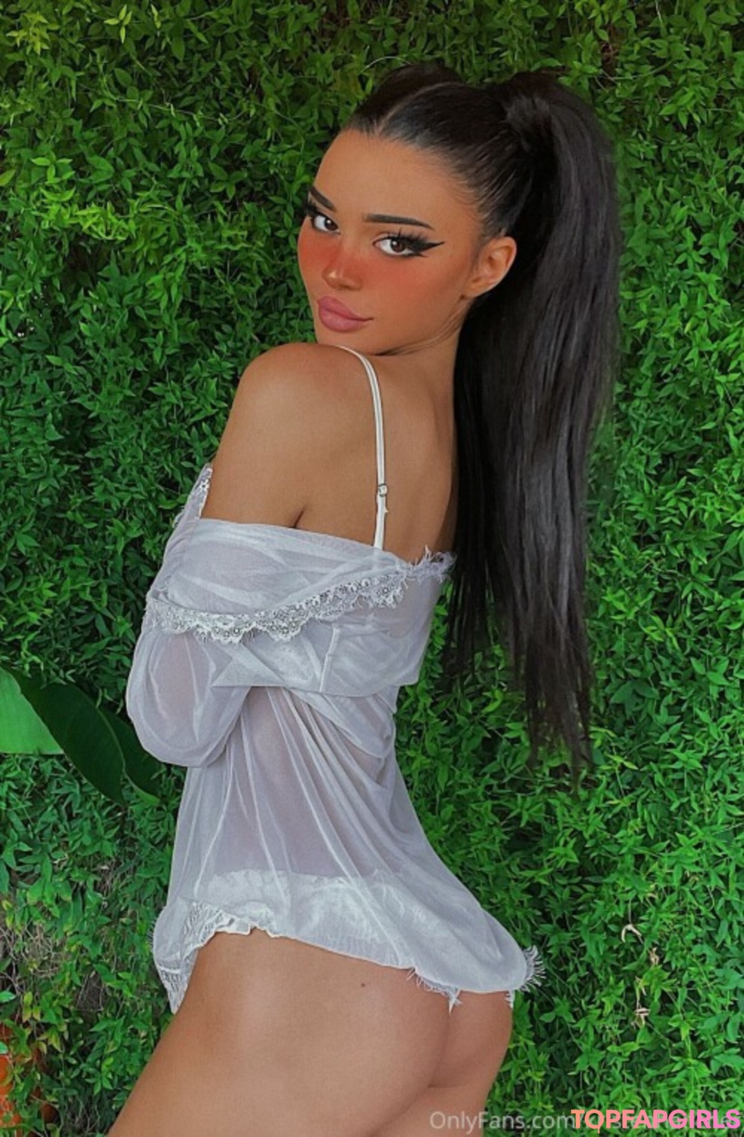 Naakte gelekte OnlyFans-foto van Kristen Hancher #80