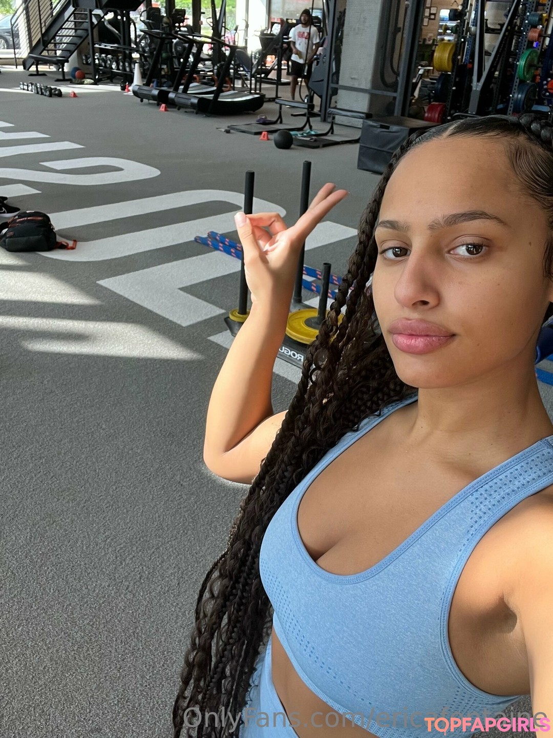 Naakte gelekte OnlyFans-foto van Erica Fontaine #124