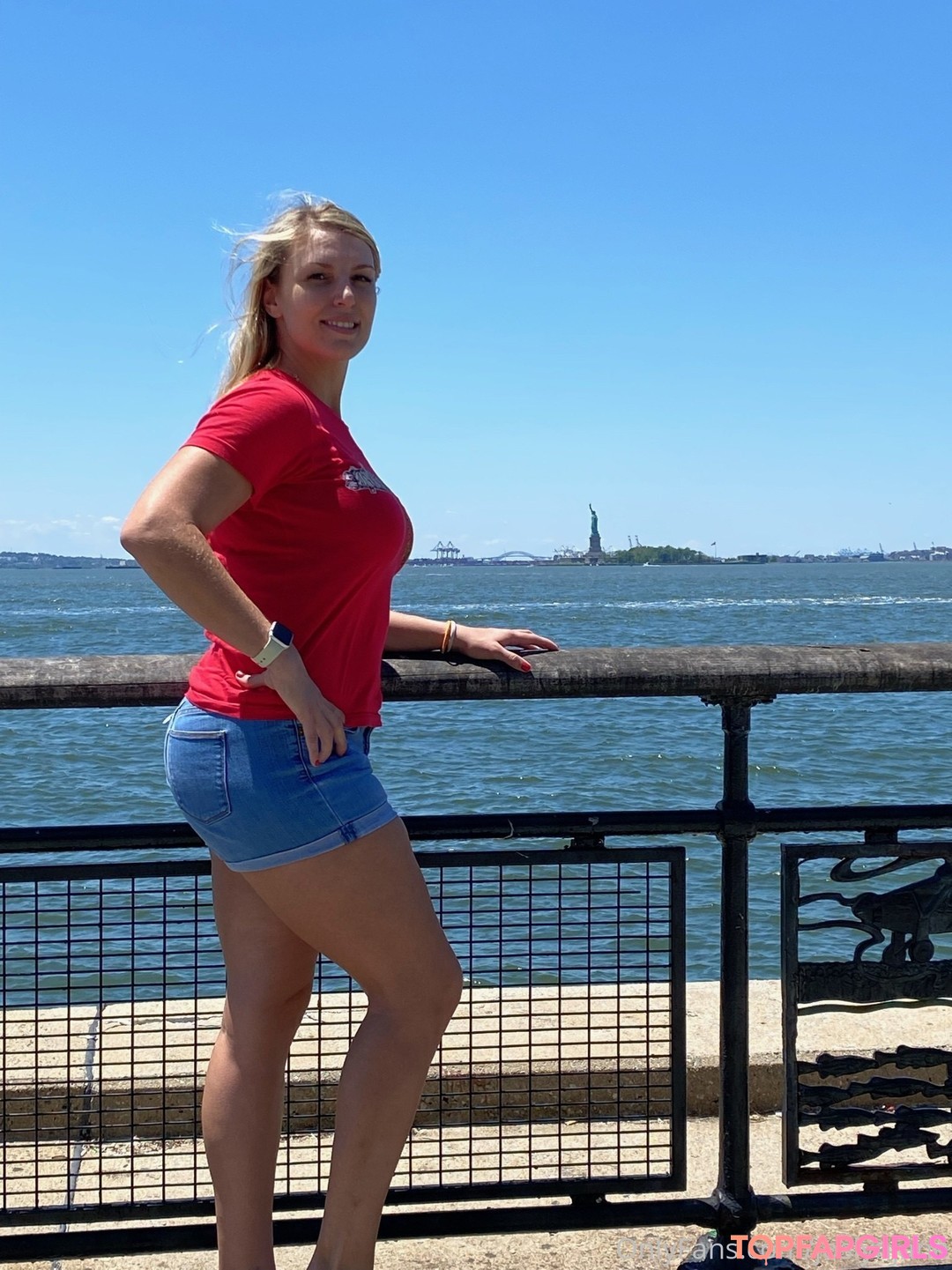 Naakte gelekte OnlyFans-foto van Joslyn Jane #1181