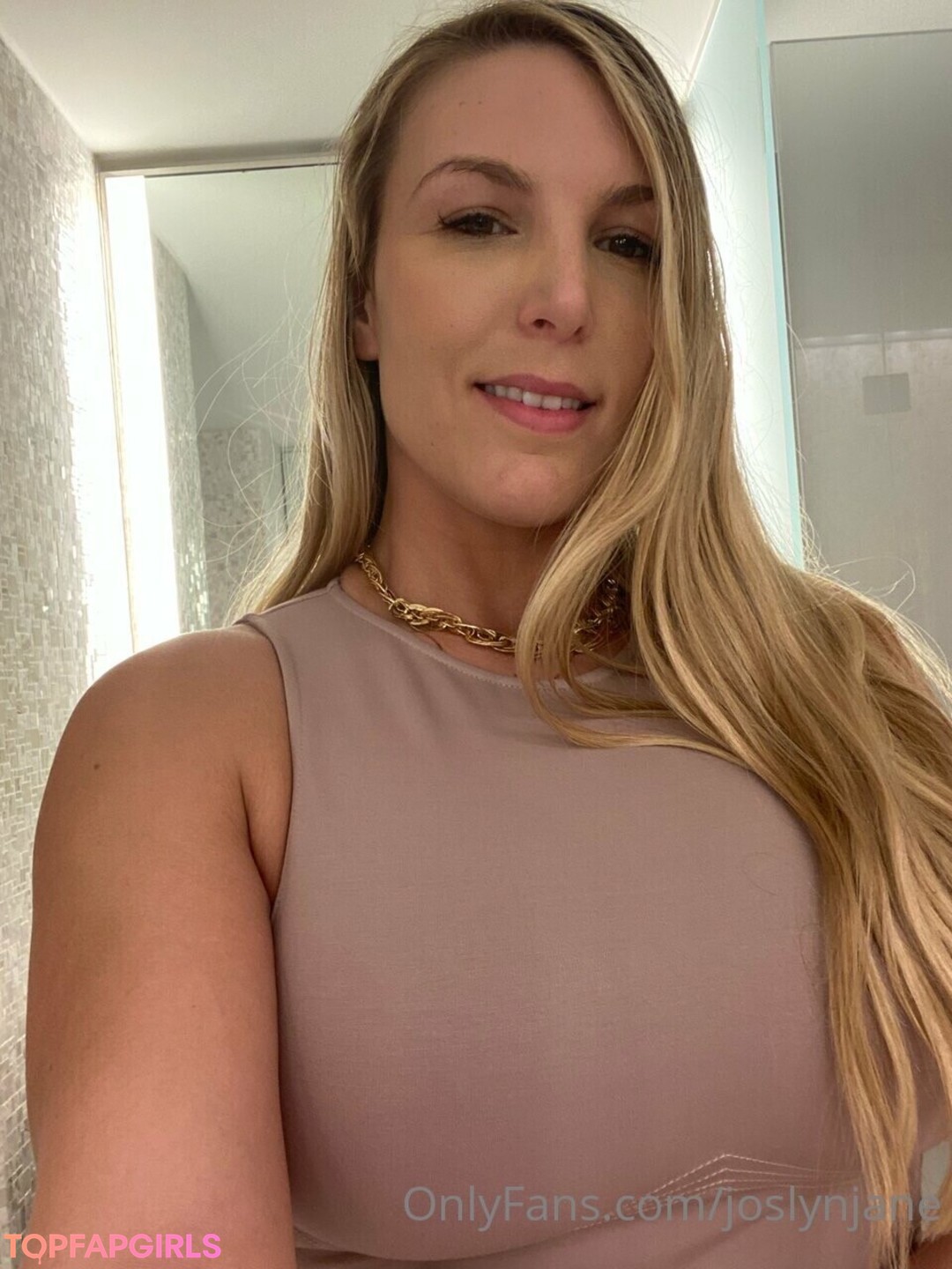 Naakte gelekte OnlyFans-foto van Joslyn Jane #1628