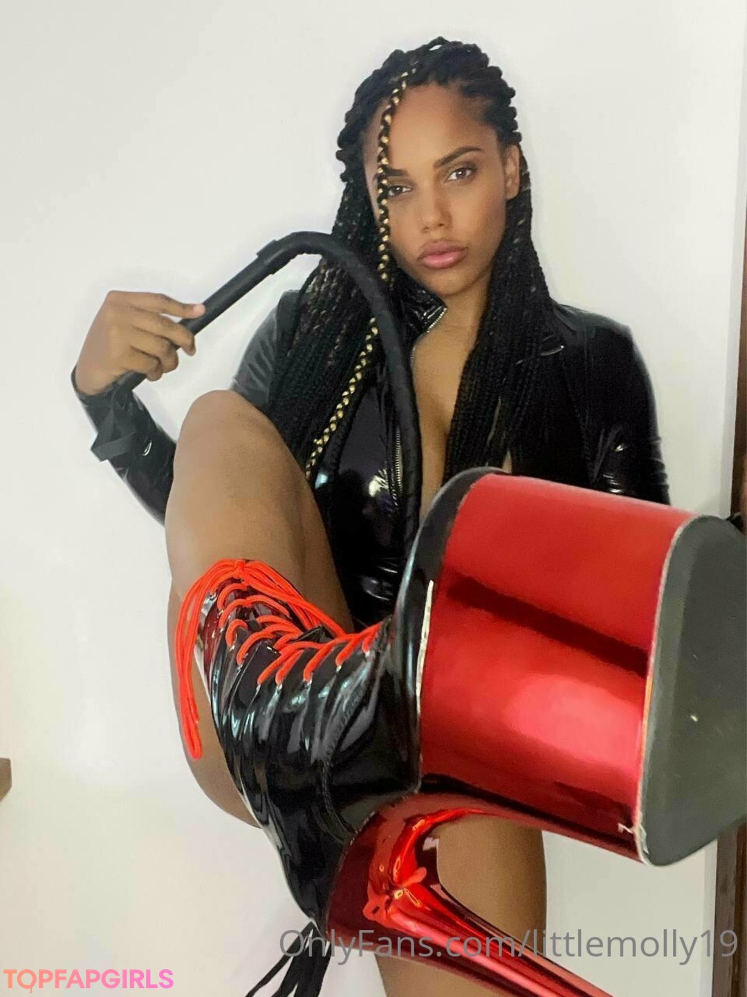 Naakte gelekte OnlyFans-foto van Miss Bonnie #34