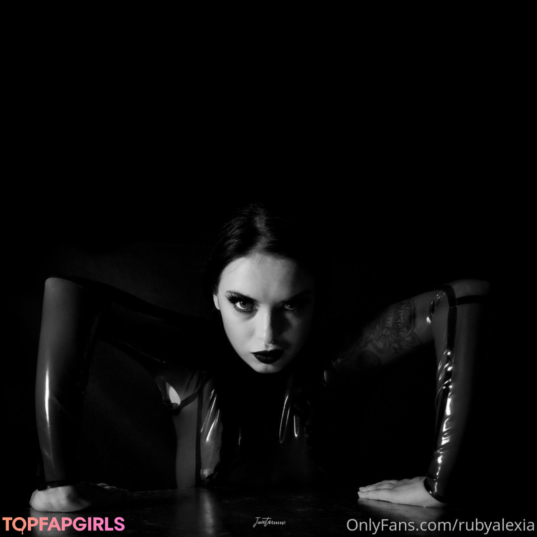 Naakte gelekte OnlyFans-foto van Ruby Alexia #1267
