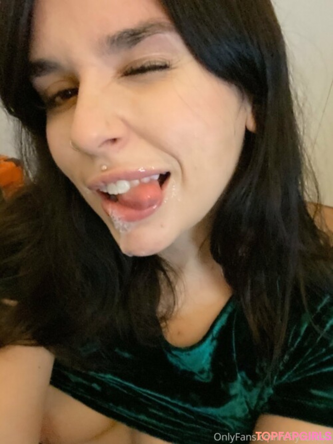 Naakte gelekte OnlyFans-foto van Effy Cutie #642