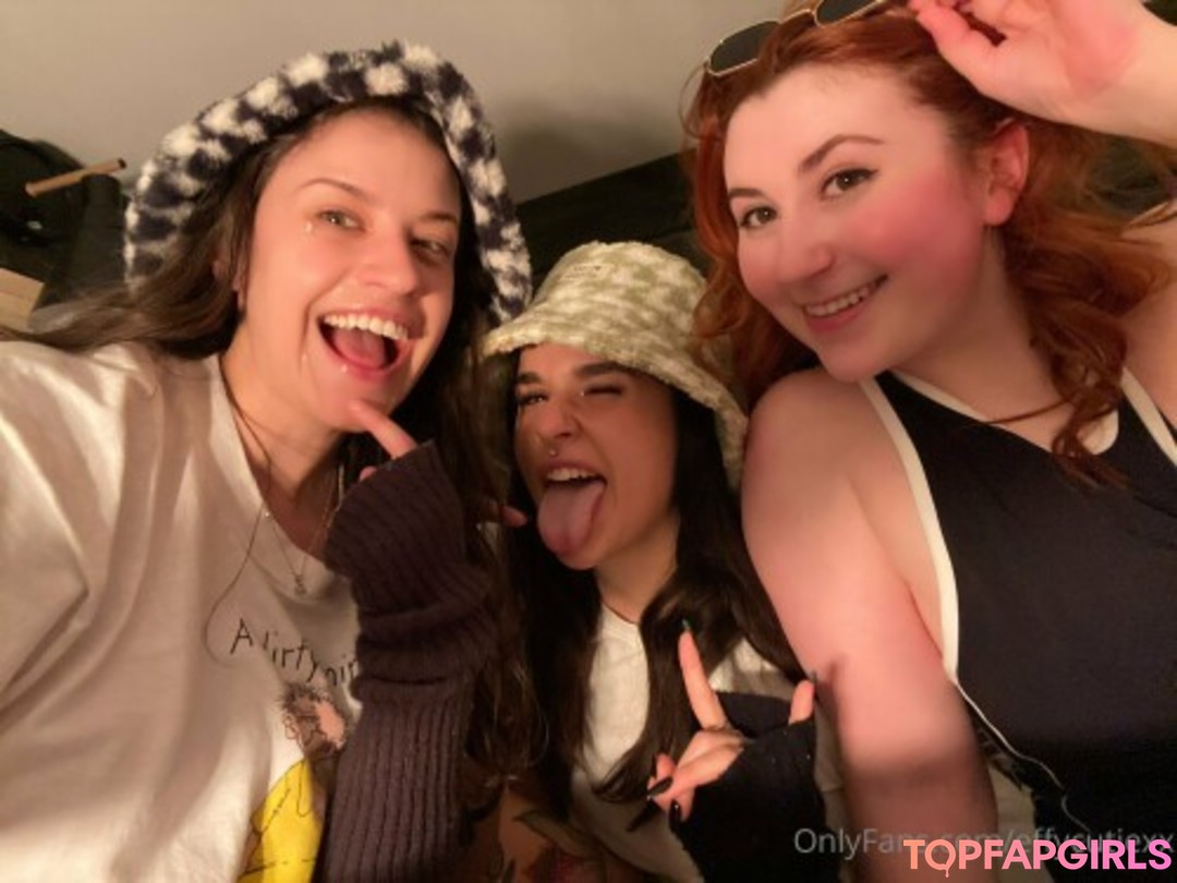 Naakte gelekte OnlyFans-foto van Effy Cutie #851