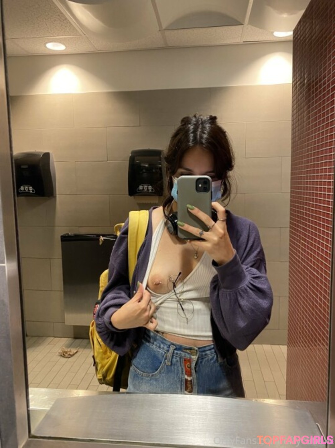 Naakte gelekte OnlyFans-foto van Effy Cutie #138