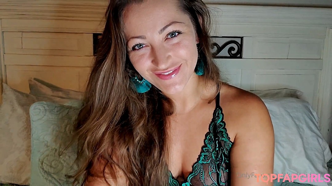 Naakte gelekte OnlyFans-foto van Dani Daniels #1515