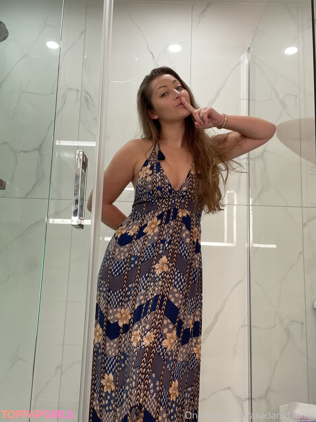 Naakte gelekte OnlyFans-foto van Dani Daniels #2303